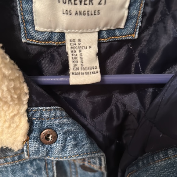 Jean jacket - Picture 2 of 2